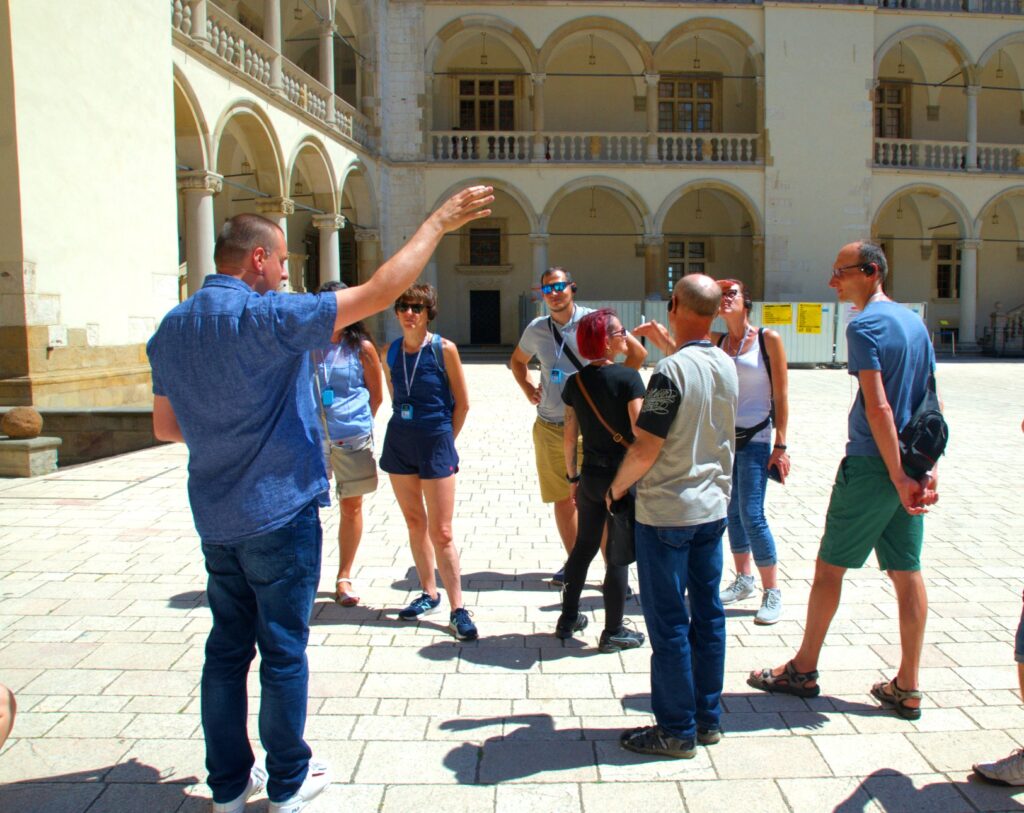 Wygodne Zakupy Biletów Online na Majówkę 2025 - Wawel Kraków 1 zwiedzanie Wawelu, wawel z dzieckiem, majówka 2025, wawel kraków, wawel bilety