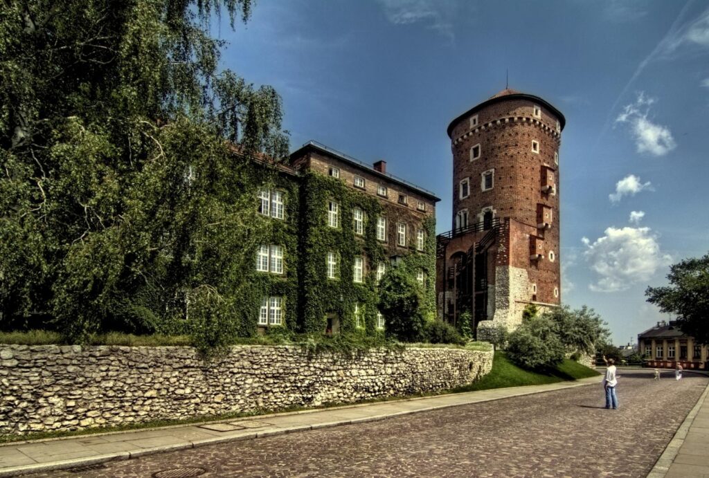 Darmowe bilety na Wawel w Listopadzie? Odkryj jakie 3 wystawy odwiedzić! 3 Darmowe bilety,
bilety na wawel