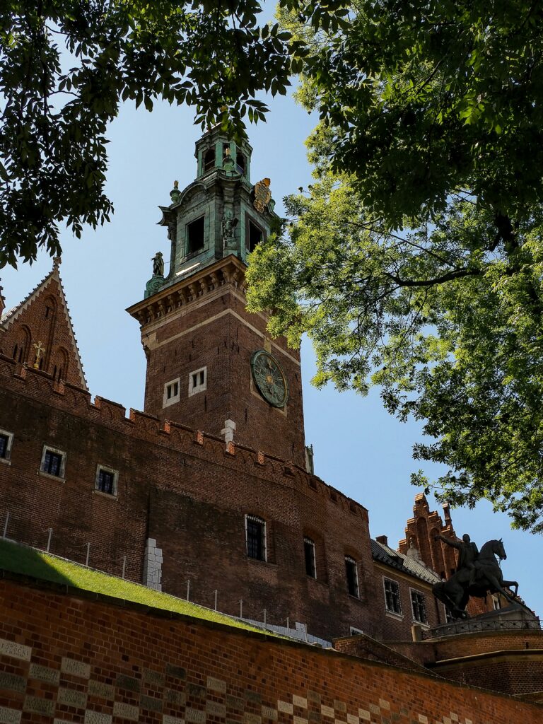 Wawel Bilety Online - Przewodnik dla zwiedzających! 2 wawel bilety online, wawel kraków, zwiedzanie wawelu z przewodnikiem