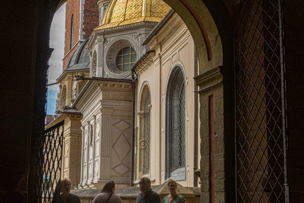 Wygodne Zakupy Biletów Online na Majówkę 2025 - Wawel Kraków 6 wawel, wawel bilety, zwiedzanie wawelu, majówka kraków,